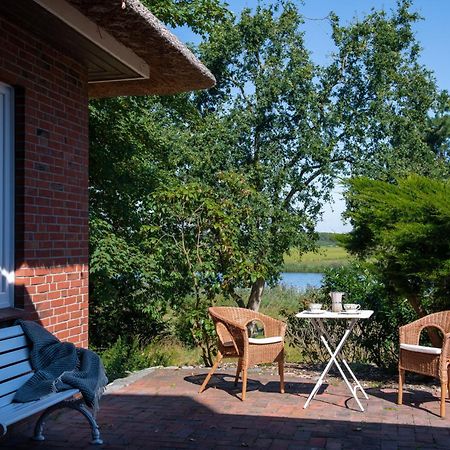 Reetdachhaus Eiderblick Villa Breiholz Exterior photo