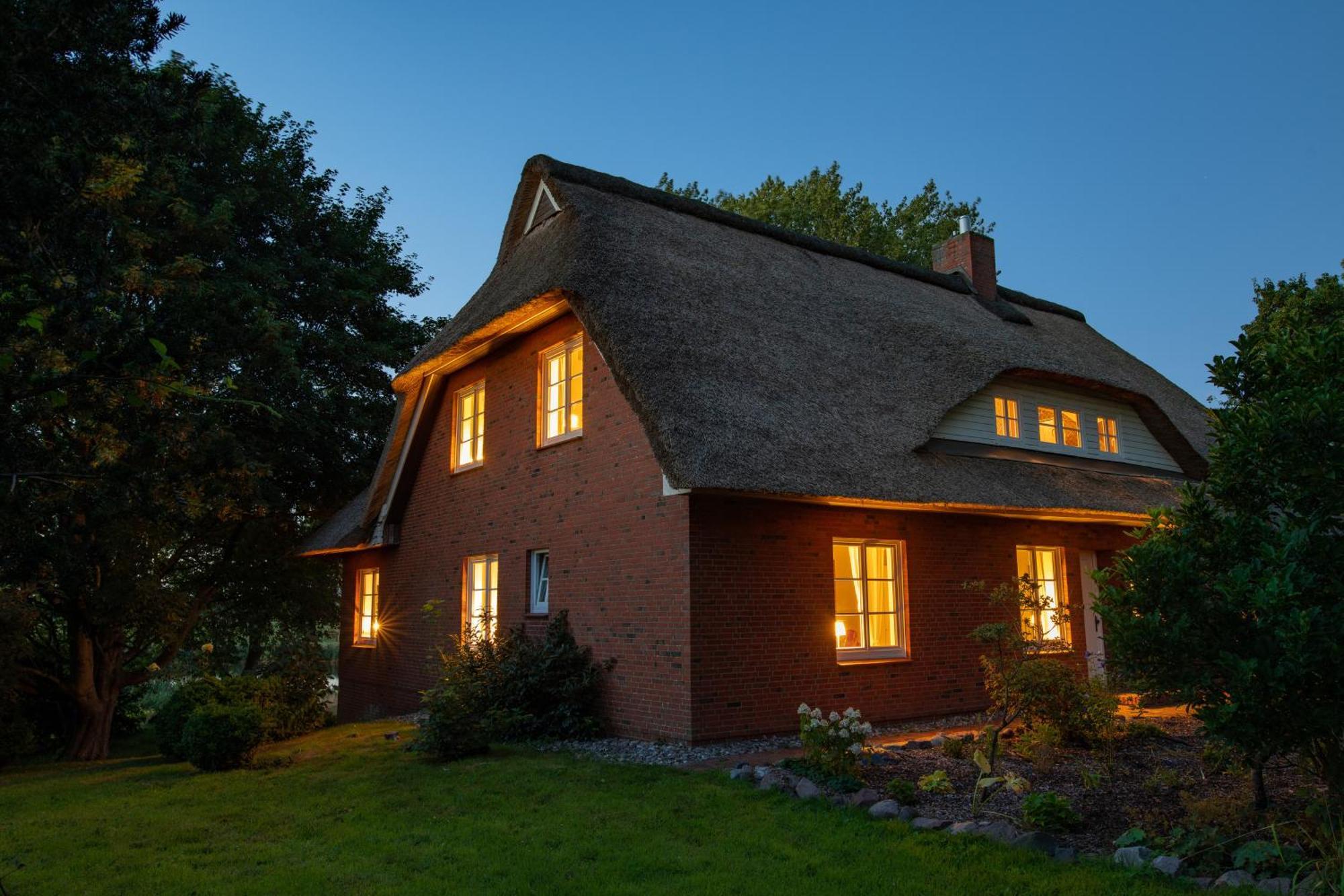 Reetdachhaus Eiderblick Villa Breiholz Exterior photo